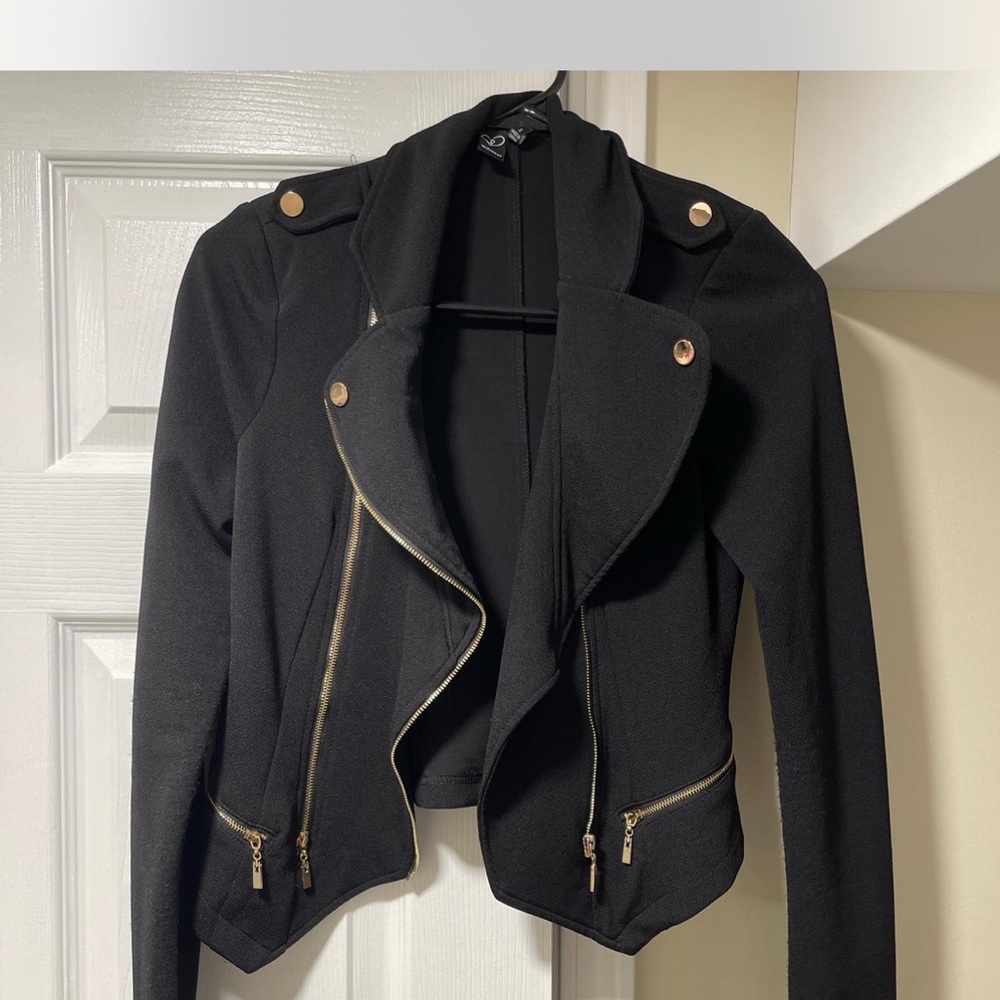 Windsor Black and Gold Tailored Blazer with Notched Lapel
